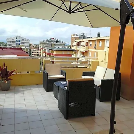 Apart-hotel Gardenia 3*